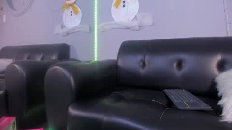 Snapshot of cristopher_strong chatting on 4, 1, 2025 Cristopher online show from 4, 1, 2025