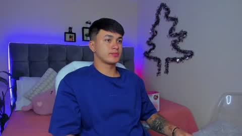 Snapshot of cristopher_strong chatting on 8, 1, 2025 Cristopher online show from 8, 1, 2025