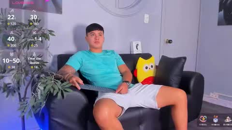 Snapshot of cristopher_strong chatting on 18, 9, 2025 Cristopher online show from 18, 9, 2025