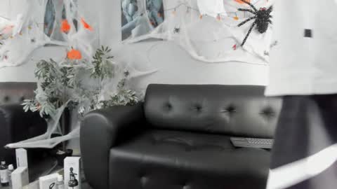 Snapshot of cristopher_strong chatting on 27, 10, 2025 Cristopher online show from 27, 10, 2025