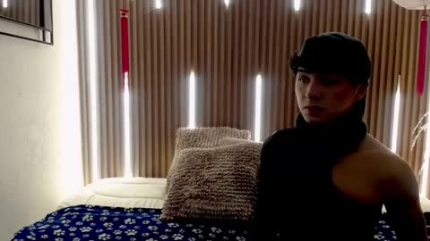 Cristopher  online show from 19, 4, 2026