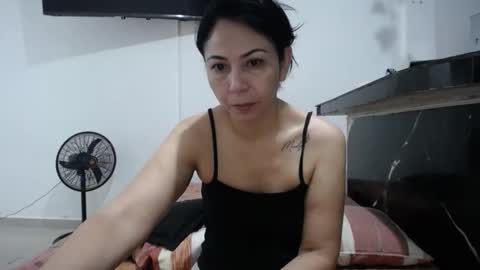 Snapshot of crisyoha4020 chatting on 18, 10, 2025 crisyoha4020 online show from 18, 10, 2025