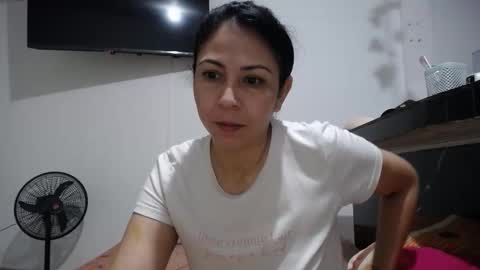 Snapshot of crisyoha4020 chatting on 20, 10, 2025 crisyoha4020 online show from 20, 10, 2025