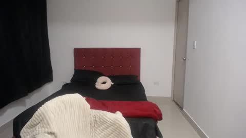 Snapshot of crisyoha4020 chatting on 10, 11, 2025 crisyoha4020 online show from 10, 11, 2025