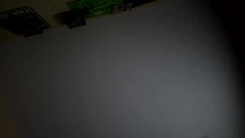 Critter2999LuvsFeet online show from 15, 12, 2025