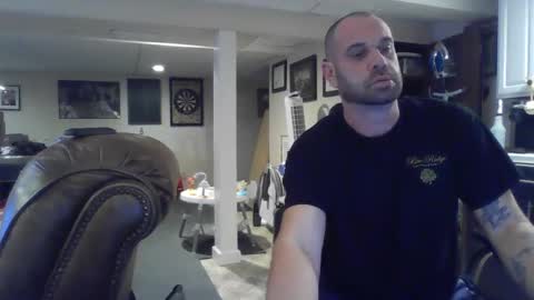 Snapshot of crm400 chatting on 20, 9, 2025 billybasement online show from 20, 9, 2025