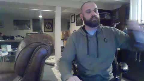 Snapshot of crm400 chatting on 29, 11, 2025 billybasement online show from 29, 11, 2025