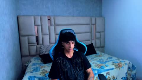 Croy online show from 6, 4, 2026