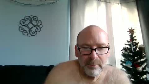 Snapshot of cruising_guy chatting on 15, 12, 2024 fun guy online show from 15, 12, 2024