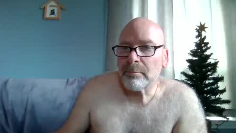 Snapshot of cruising_guy chatting on 26, 10, 2025 fun guy online show from 26, 10, 2025