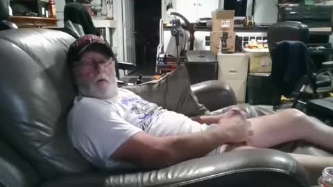 Snapshot of cruizz61 chatting on 16, 12, 2024 cruizz61 online show from 16, 12, 2024