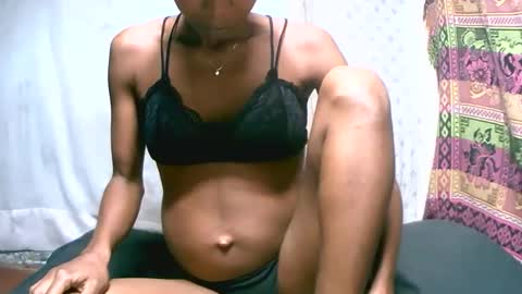 Snapshot of crushlove069 chatting on 6, 2, 2026 crushlove069 online show from 6, 2, 2026