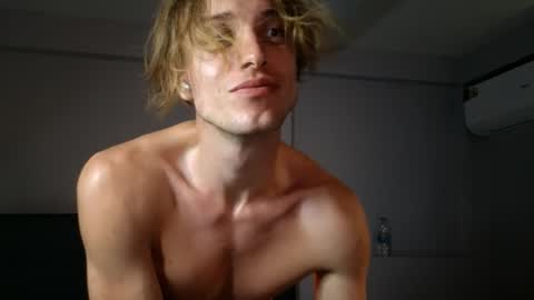 Snapshot of cryptongood chatting on 4, 2, 2025 Lin inst lingoodyy online show from 4, 2, 2025