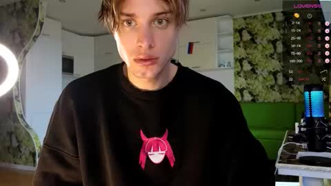 Snapshot of cryptongood chatting on 15, 10, 2025 Lin inst lingoodyy online show from 15, 10, 2025