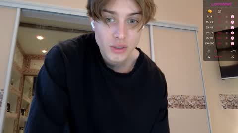 Snapshot of cryptongood chatting on 21, 10, 2025 Lin inst lingoodyy online show from 21, 10, 2025