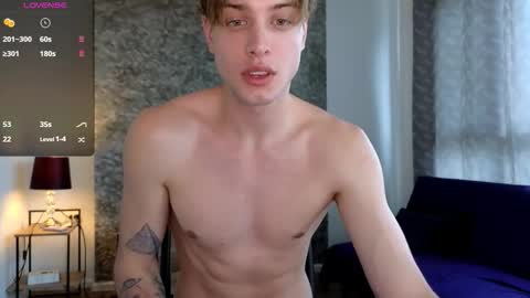 Snapshot of cryptongood chatting on 11, 11, 2025 Lin inst lingoodyy online show from 11, 11, 2025