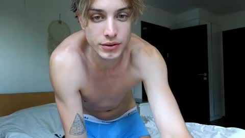 Snapshot of cryptongood chatting on 15, 12, 2025 Lin inst lingoodyy online show from 15, 12, 2025