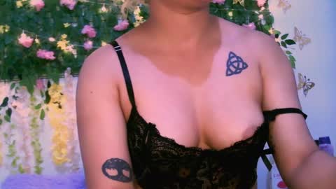 Snapshot of crysrus chatting on 7, 12, 2024 crysrus online show from 7, 12, 2024