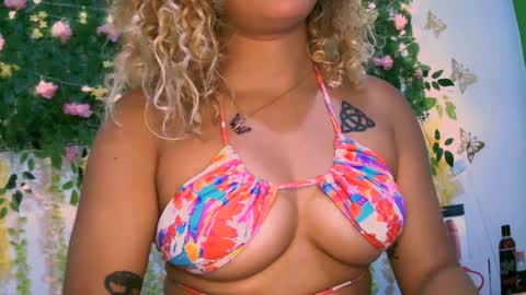 Snapshot of crysrus chatting on 31, 1, 2025 crysrus online show from 31, 1, 2025