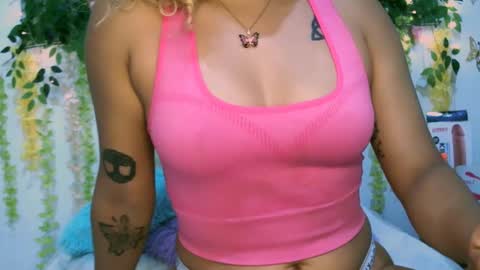 Snapshot of crysrus chatting on 1, 3, 2025 crysrus online show from 1, 3, 2025