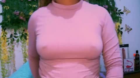 Snapshot of crysrus chatting on 26, 9, 2025 crysrus online show from 26, 9, 2025