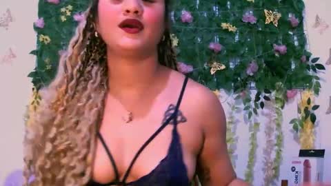 Snapshot of crysrus chatting on 28, 9, 2025 crysrus online show from 28, 9, 2025