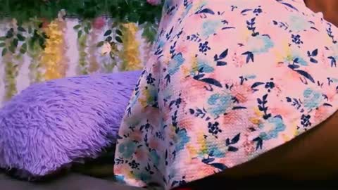 Snapshot of crysrus chatting on 10, 10, 2025 crysrus online show from 10, 10, 2025