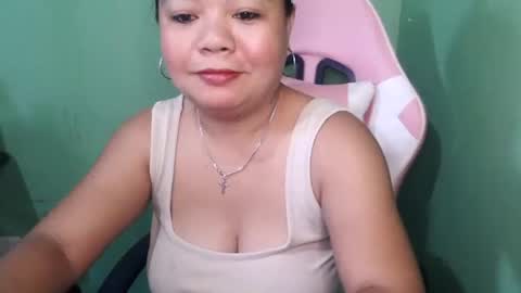 Snapshot of crystal_april chatting on 15, 1, 2026 Crys online show from 15, 1, 2026