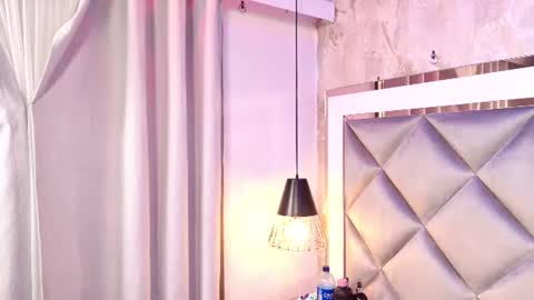 Snapshot of crystal_gilton chatting on 22, 6, 2026 crystal_gilton online show from 22, 6, 2026