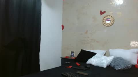 Crystal Blaze online show from 8, 3, 2025