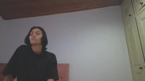 Crystal Blaze online show from 29, 9, 2025