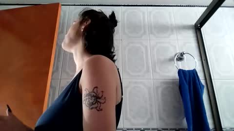 Crystal Blaze online show from 31, 10, 2025