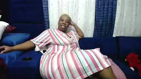 Snapshot of crystaljes chatting on 16, 2, 2025 crystaljes online show from 16, 2, 2025