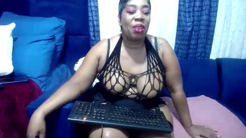 Snapshot of crystaljes chatting on 26, 2, 2025 crystaljes online show from 26, 2, 2025
