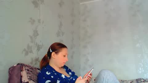 Snapshot of crystallangel chatting on 5, 2, 2026 CrystallAngel online show from 5, 2, 2026