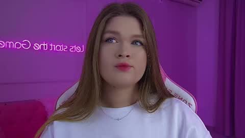 Snapshot of crystallyons chatting on 22, 2, 2026 Crystal online show from 22, 2, 2026