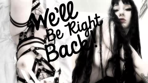 Sasha    Make me moan with patterns   good music here  online show from 28, 11, 2025