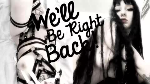 Sasha    Make me moan with patterns   good music here  online show from 7, 2, 2026