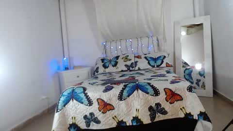 Cristal  online show from 25, 2, 2025