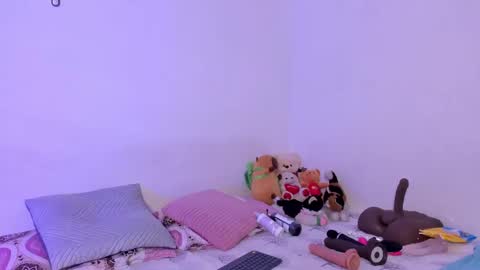 Soy Crystal online show from 3, 10, 2025