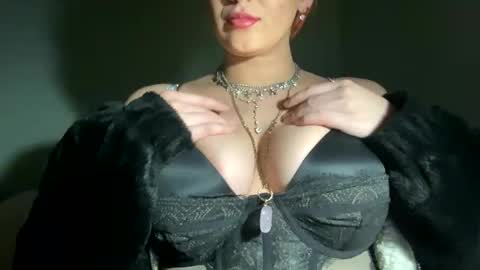 crystalyn777 online show from 22, 2, 2026