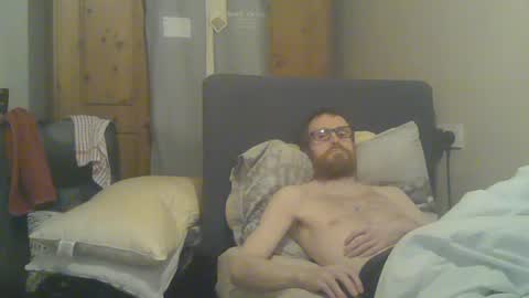 Snapshot of cs014g8493 chatting on 19, 7, 2026 chris online show from 19, 7, 2026
