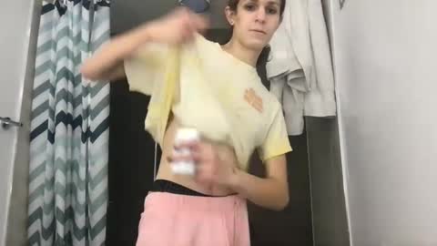 cuddleavenue online show from 26, 9, 2025