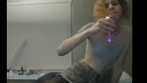 cuddleavenue online show from 5, 10, 2025