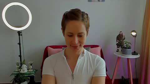 Leonela online show from 7, 12, 2024