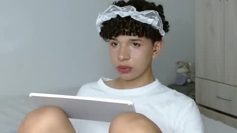 Cuddly online show from 27, 2, 2025