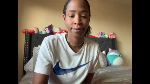 cum2charmxx online show from 13, 9, 2025