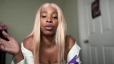 cum2charmxx online show from 2, 4, 2026