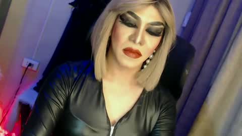 CUMMELA SLUTI online show from 10, 3, 2025