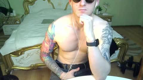 Snapshot of cum_arsen chatting on 24, 9, 2025 Cum Sick online show from 24, 9, 2025